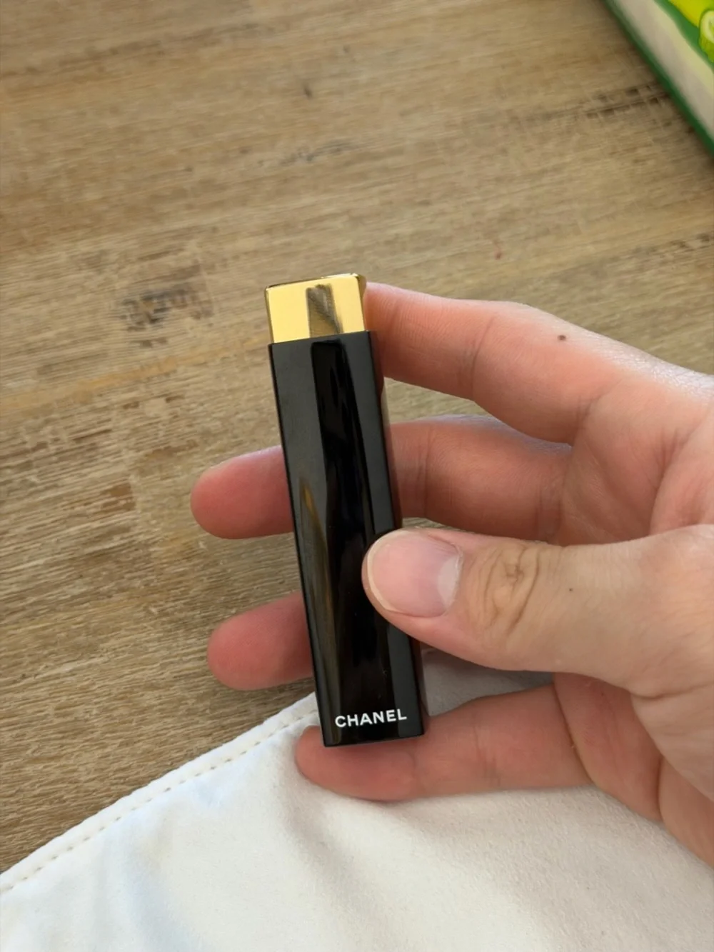 CHANEL Rouge Allure Velvet 54 L’indomptable